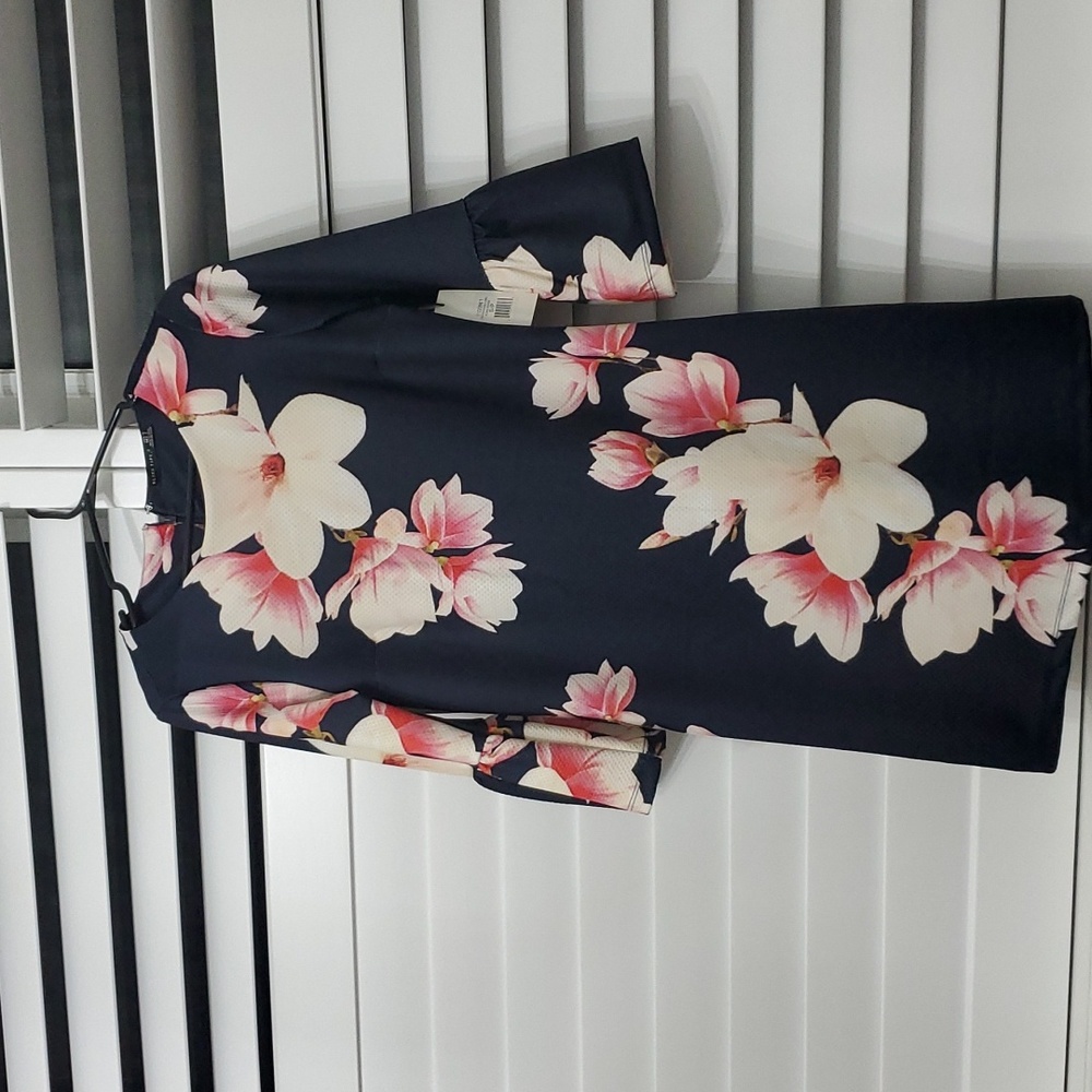 Black tape floral dress navy blue with puff sleeves, size small
